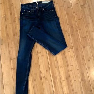 Rag & Bone High Rise Skinny size 26